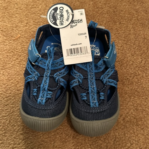 OshKosh toddler Boy's Everyplay Flexible Outsole Bump Toe Sandal - Picture 4 of 9